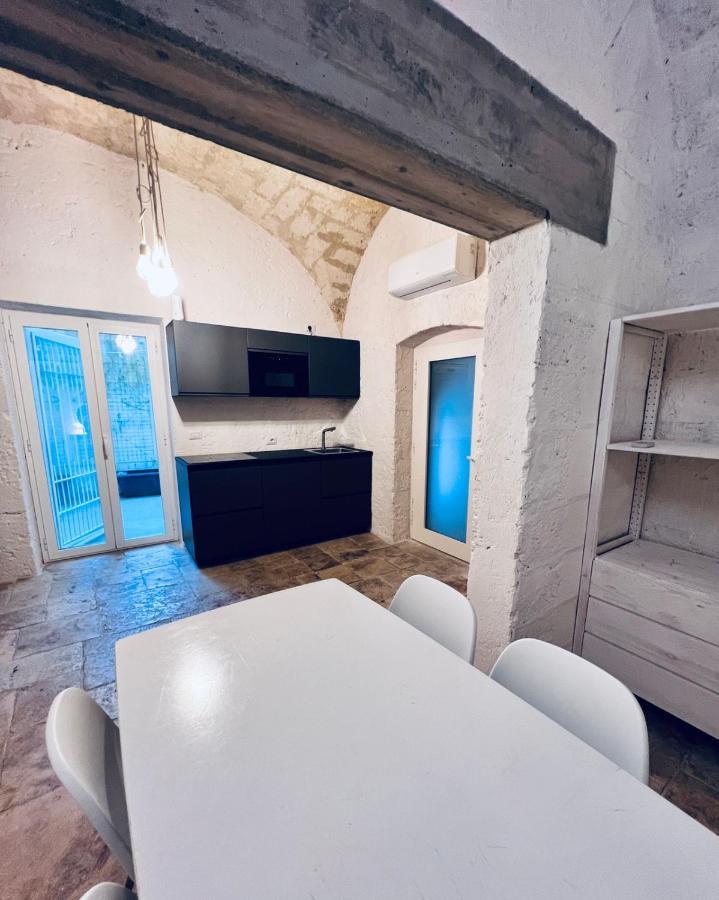Dante'S Patio Apartment Bari Exterior photo